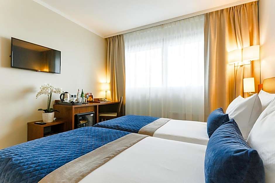 Avalon Hotel & Conferences