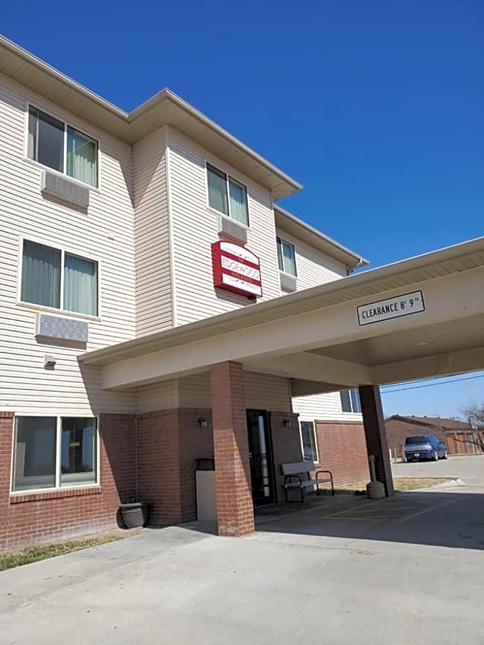 The Edgewood Hotel and Suites