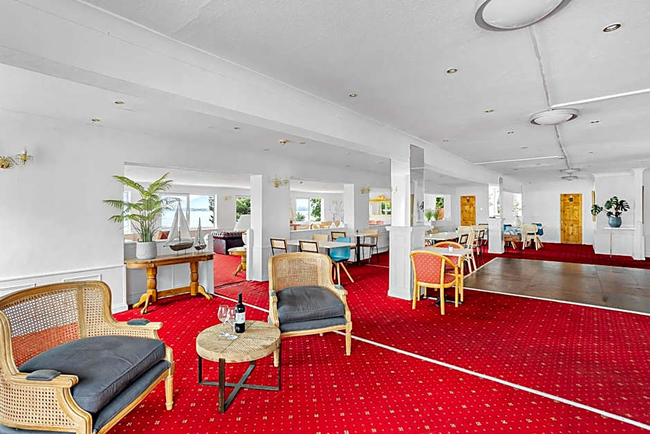 Waters Edge Hotel Torquay