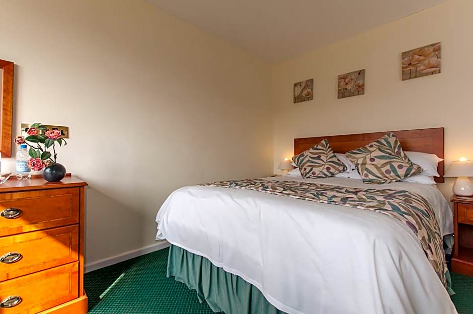 Eype's Mouth Country Hotel