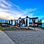 Xelena Hotel & Suites