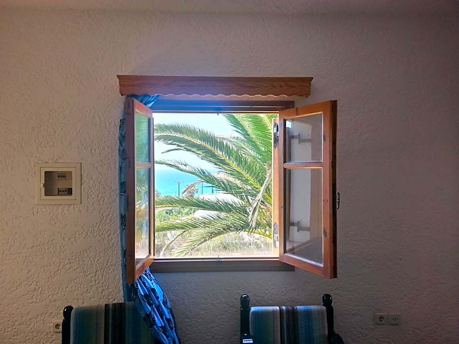 Montemar Studios & Apartments