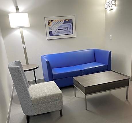 2 Queen Suite Sofa Bed