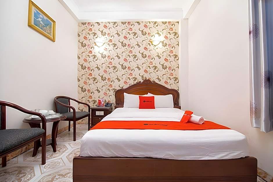 Tan Hoang Long Hotel Nguyen Van Cu