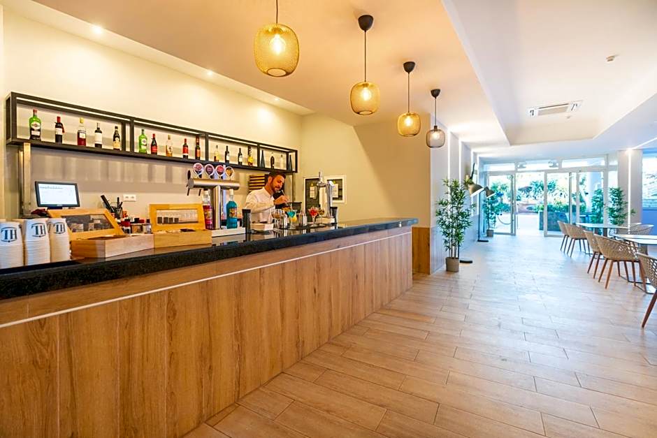 HL Club Playa Blanca