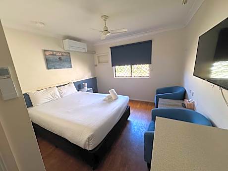 Queen Room - Pet Friendly