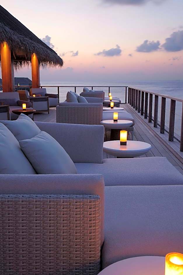 Dusit Thani Maldives