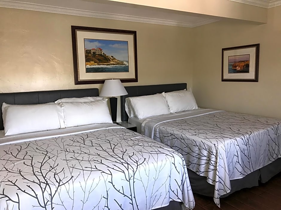 Ocean Beach Hotel