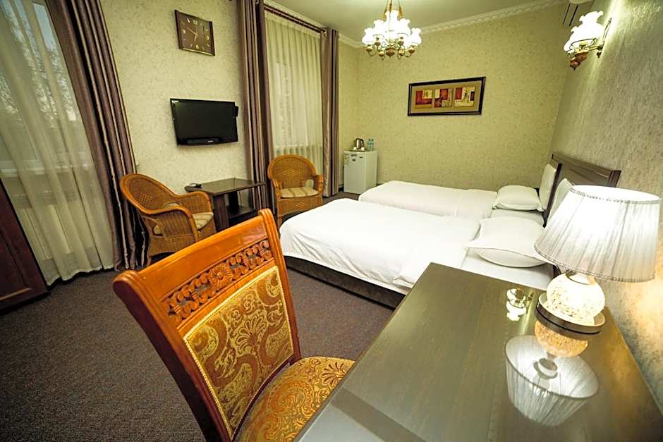 Photo 1 of 10 of Deluxe 2 Beds