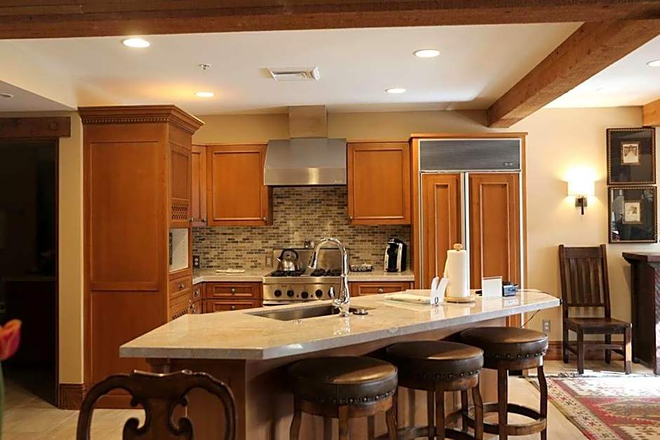 The Chateaux Deer Valley