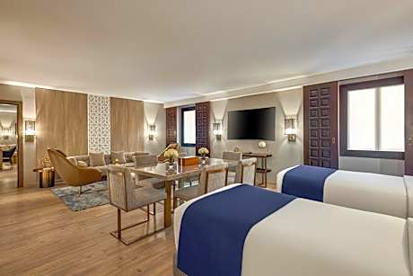 Royal Suite