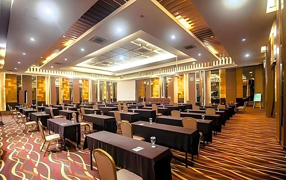 Grand Tjokro Yogyakarta Hotel