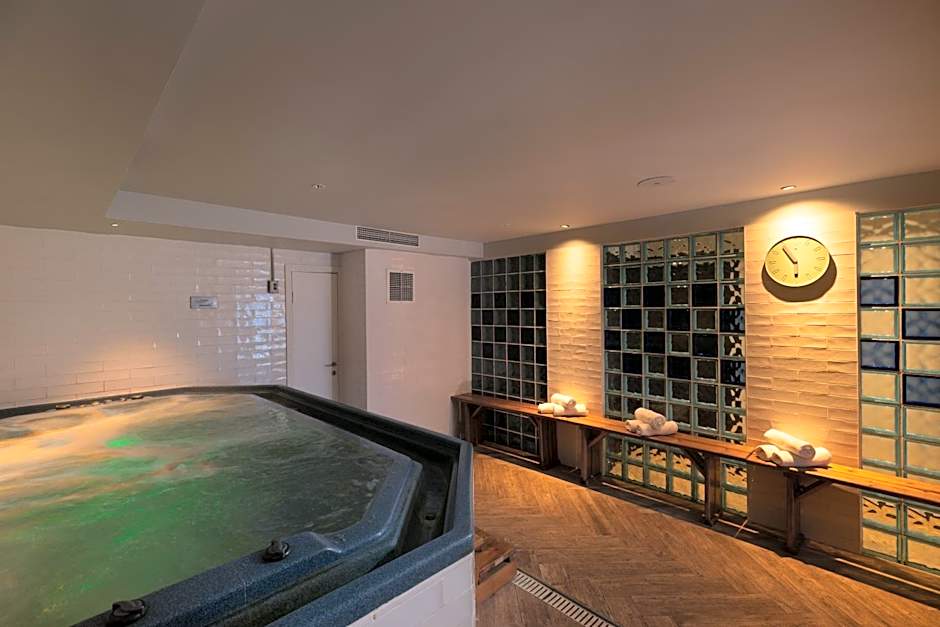 Comfort Hotel and Spa - Adults Only