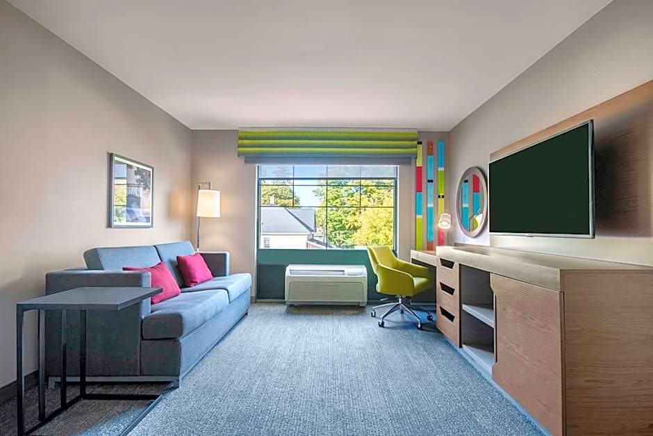 Hampton Inn By Hilton East Aurora