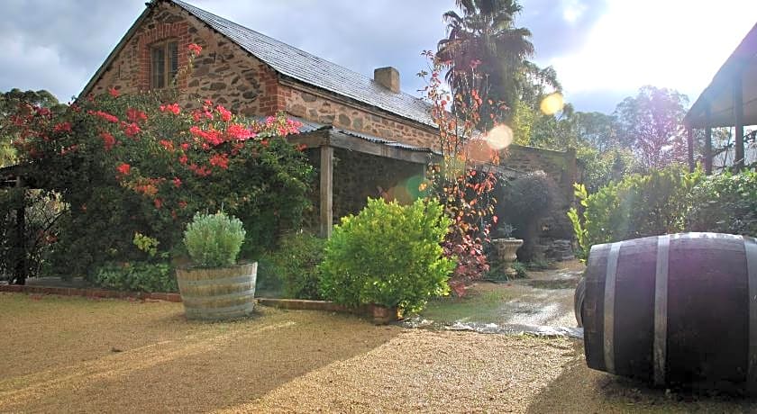 Jacobs Creek Retreat at Moorooroo Park