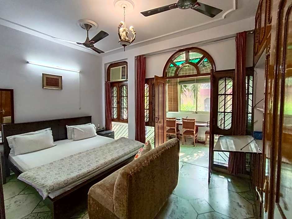 Photo 1 of 50 of Tatvamasi Homestay