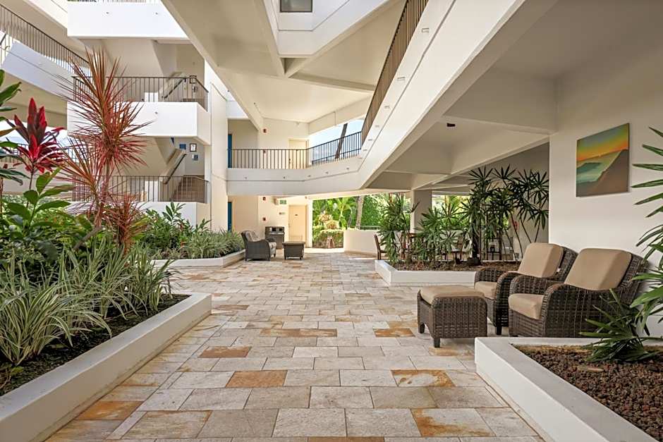 Royal Sea Cliff Kona By Outrigger