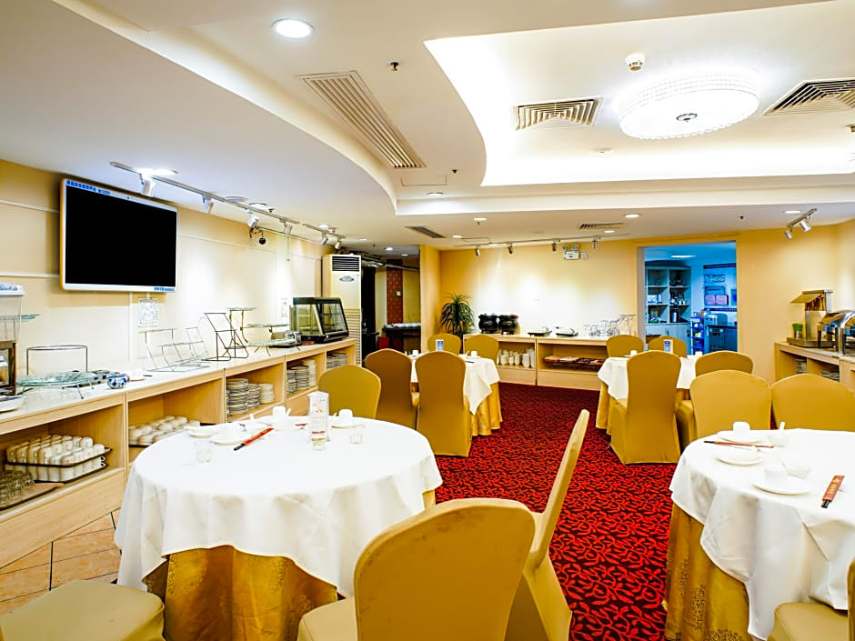 Fortune Hotel