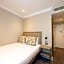 Byron Hotel