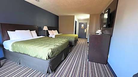 Queen Room with Two Queen Beds - Non-Smoking