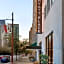 Hyatt Place Houston Downtown