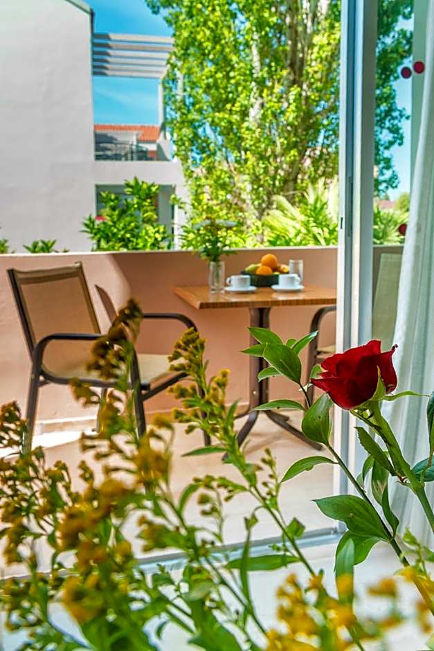 Lotus Hotel Apartments