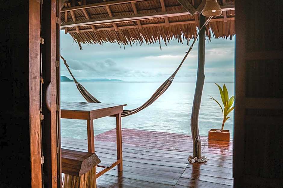 Methos Homestay - Raja Ampat