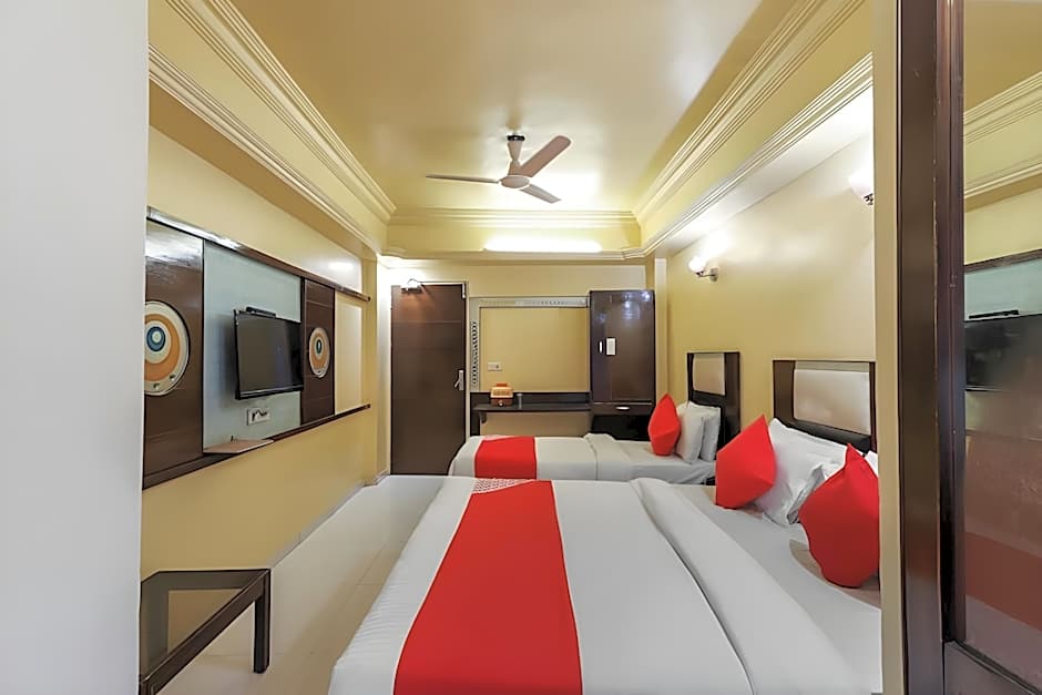 Hotel O Kanchan Palace