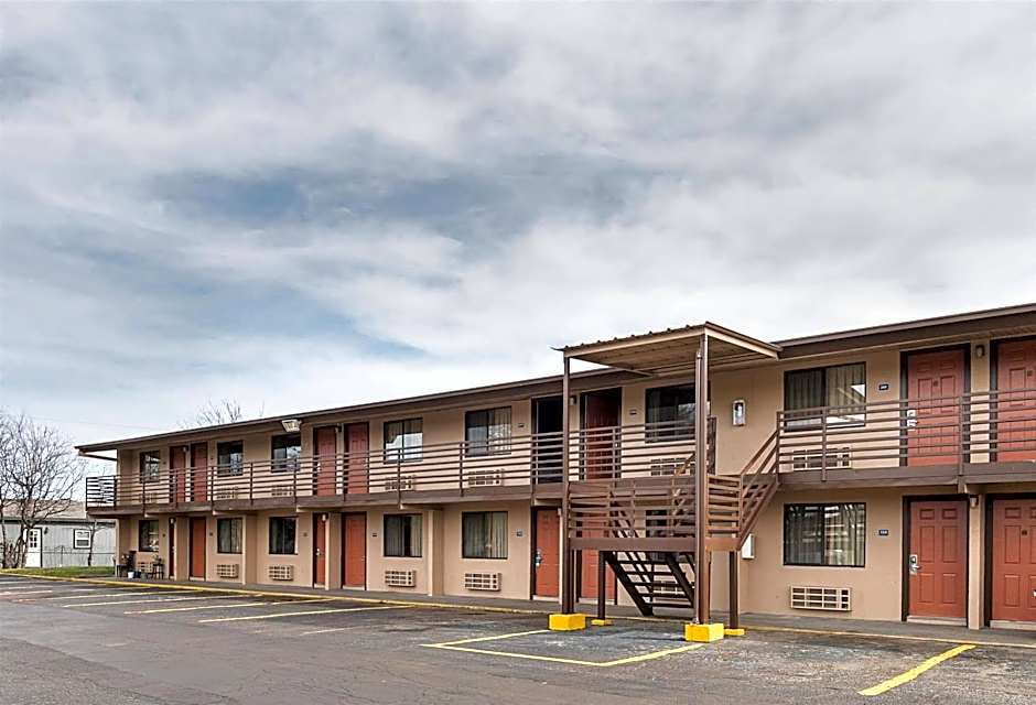 Motel 6-Waco, TX