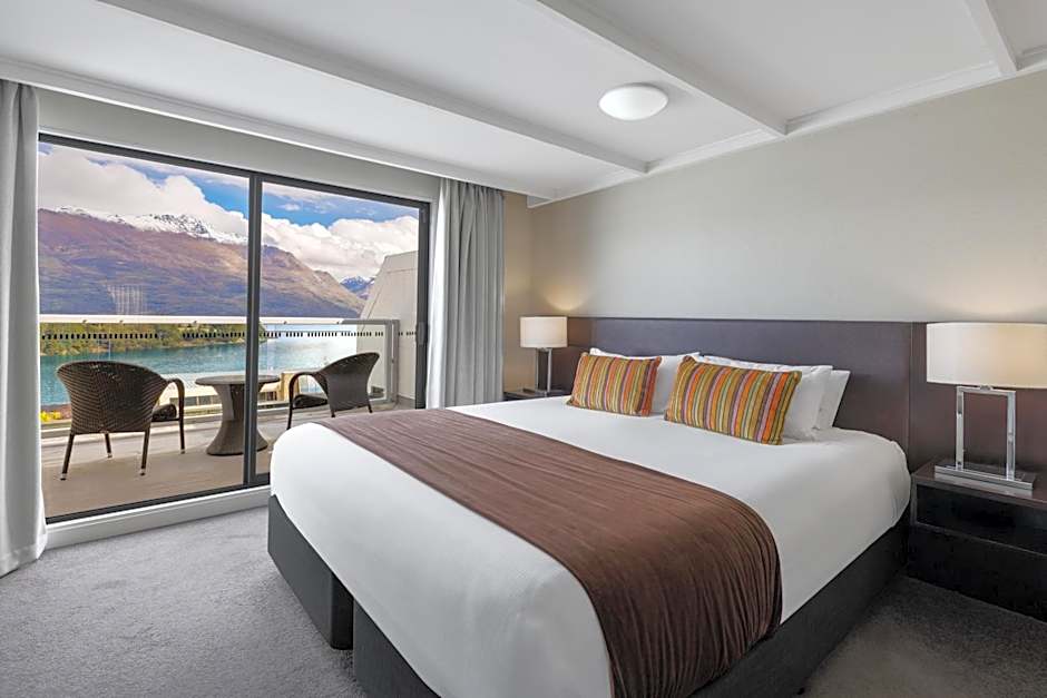 Copthorne Hotel and Apartments Queenstown Lakeview