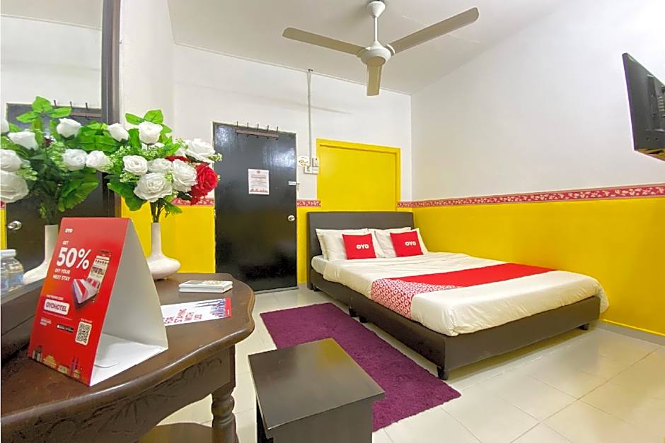 OYO 90176 D'cruz Sunrise Villa