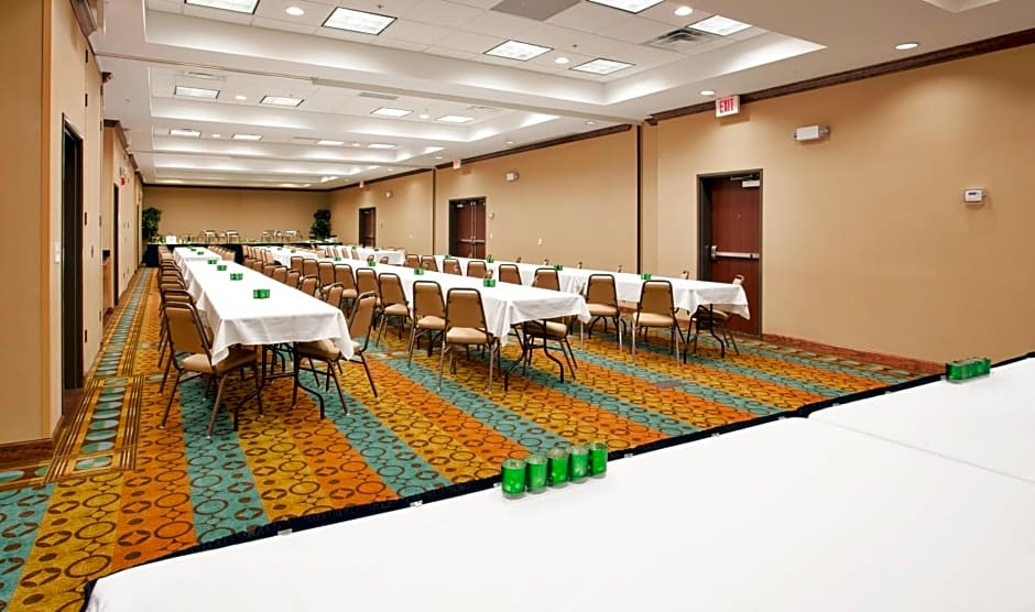 Holiday Inn Columbia East, an IHG Hotel
