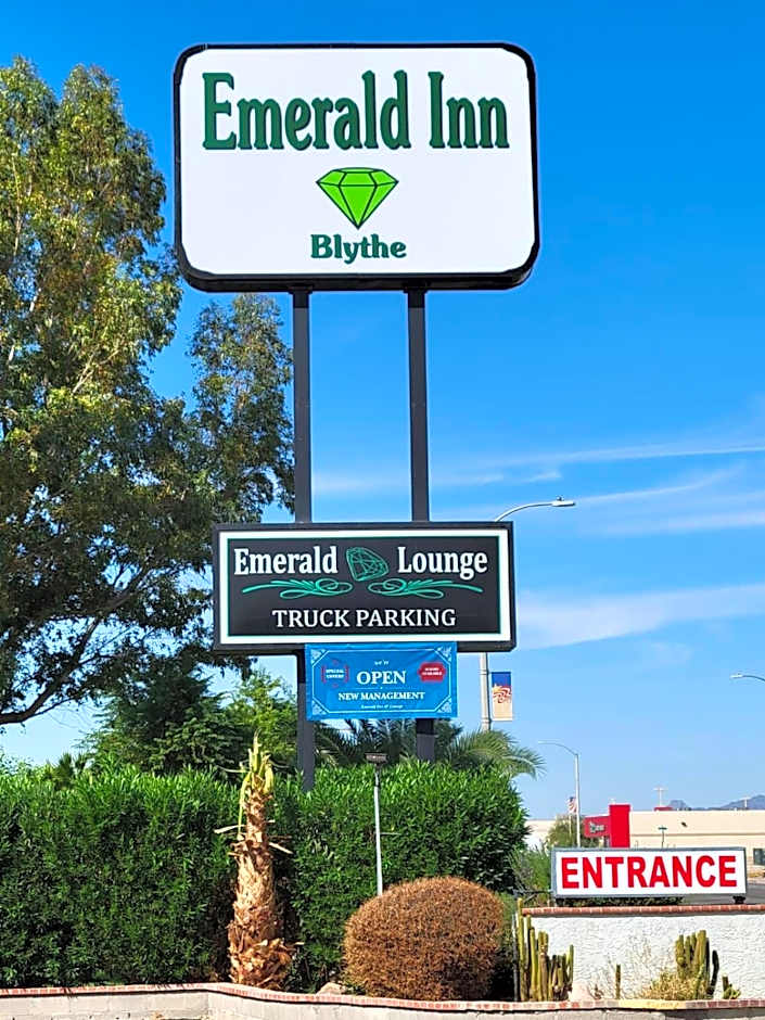 Emerald Inn & Lounge