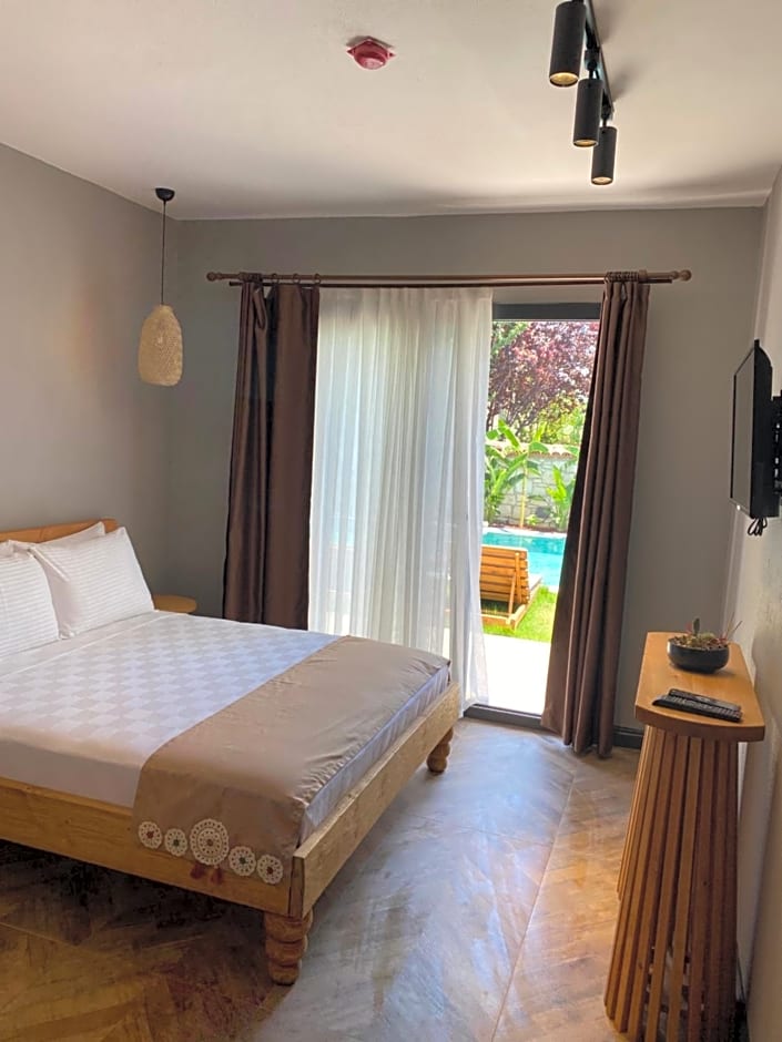 Trina Talles Hotel Alacati - Luxury Desing