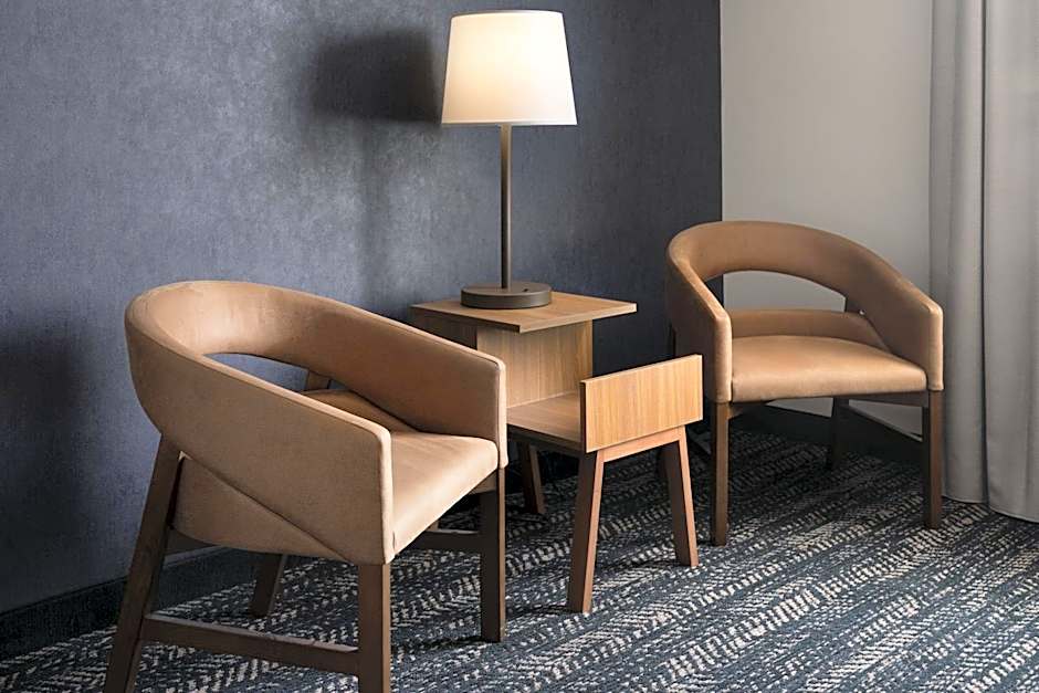 Fairfield by Marriott Inn & Suites Fresno River Park