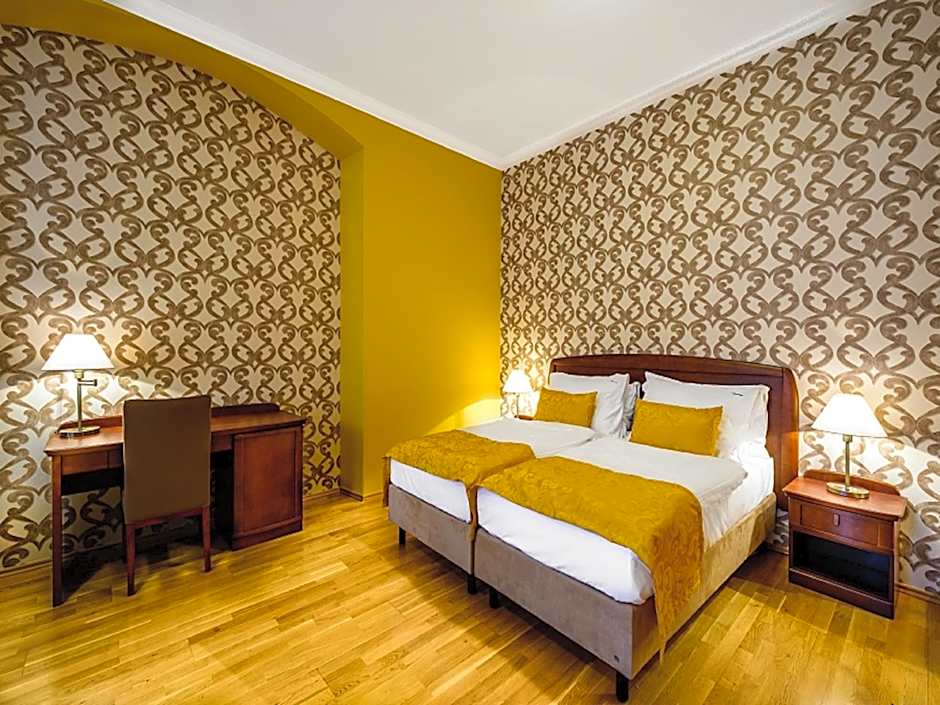 Zdjęcie 1 z 3 — Deluxe Apartment