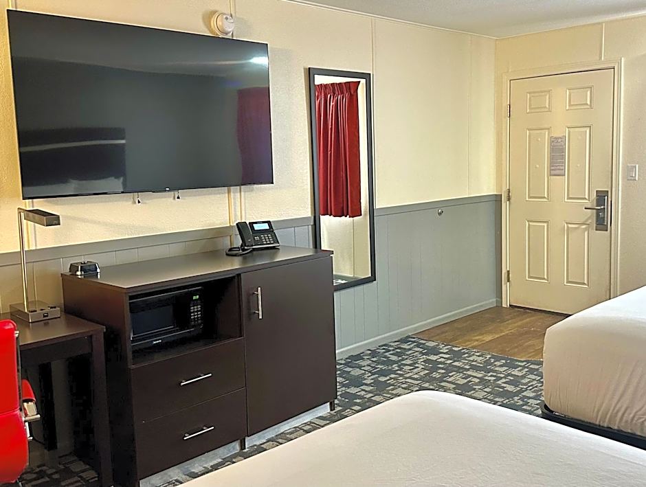 Americas Best Value Inn Wall