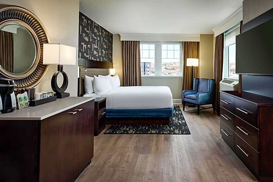 Hotel Alex Johnson Rapid City, Curio Collection by Hilton