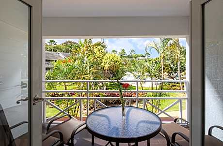 One Bedroom Pool/Garden View Suite