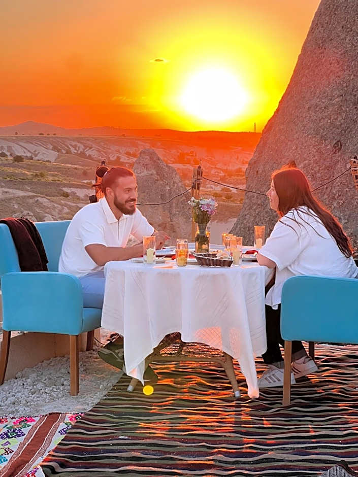 Anatelein Cave Hotel