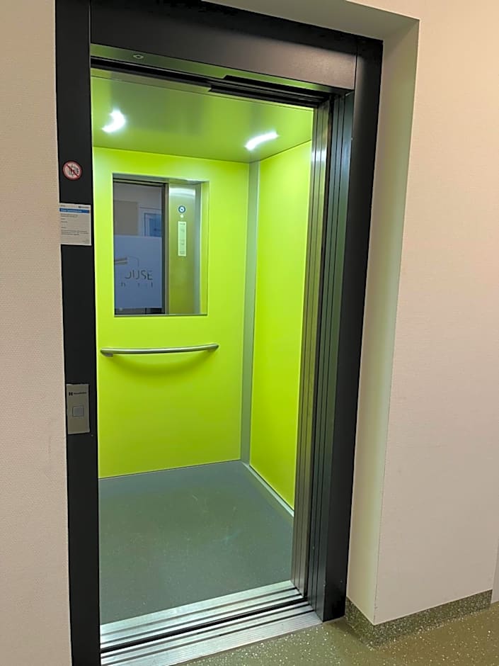 Longhouse Aparthotel