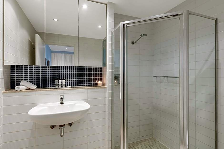 Oaks Glenelg Liberty Suites