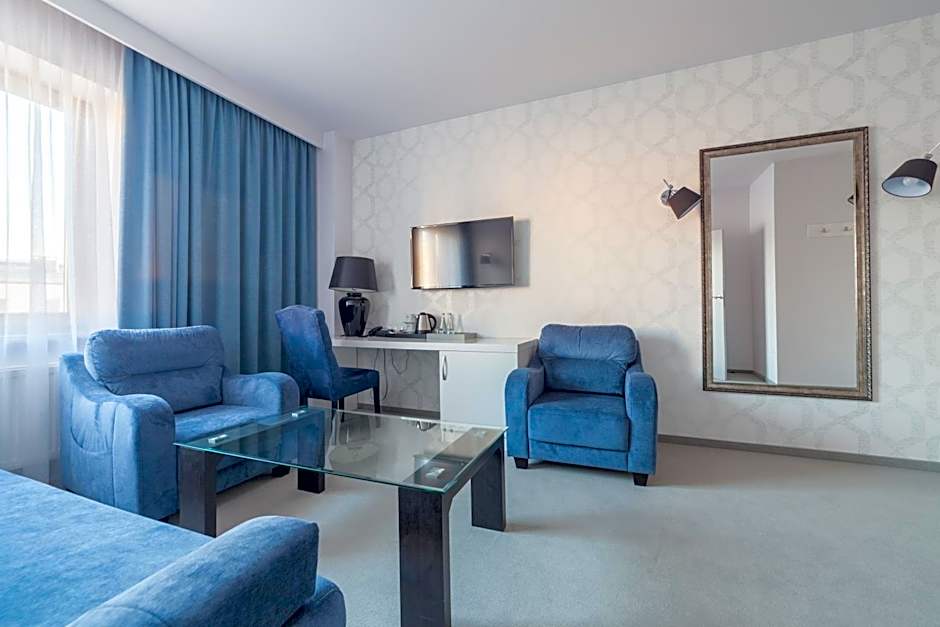 Novopolska - Hotel i Restauracja