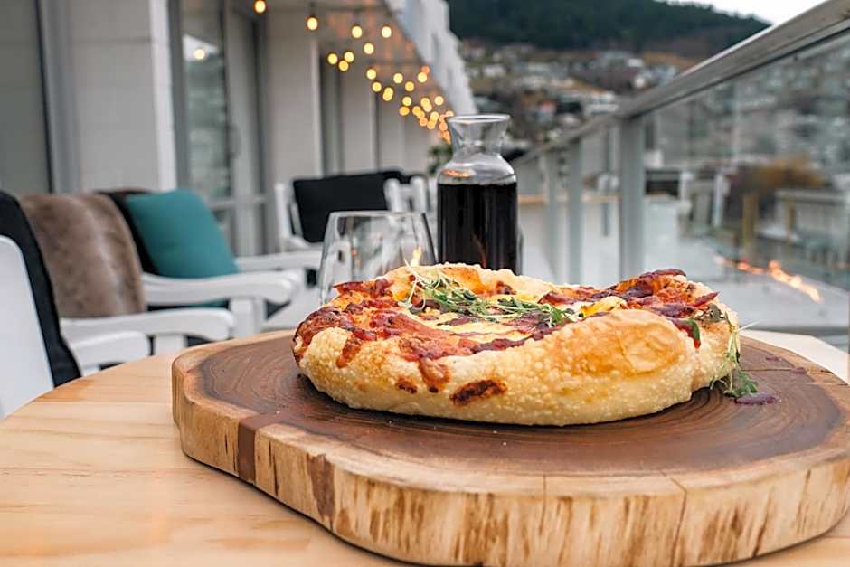 Crowne Plaza Queenstown By IHG