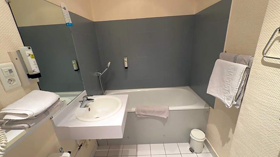 Logis Hotel Restaurant des Voyageurs