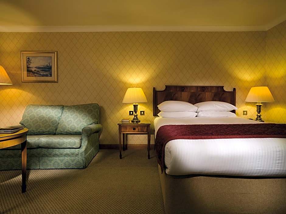 Macdonald Crutherland House