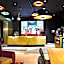 Me And All Hotel Dusseldorf Oberkassel