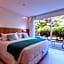 Live Hotel Boutique (Adults only)