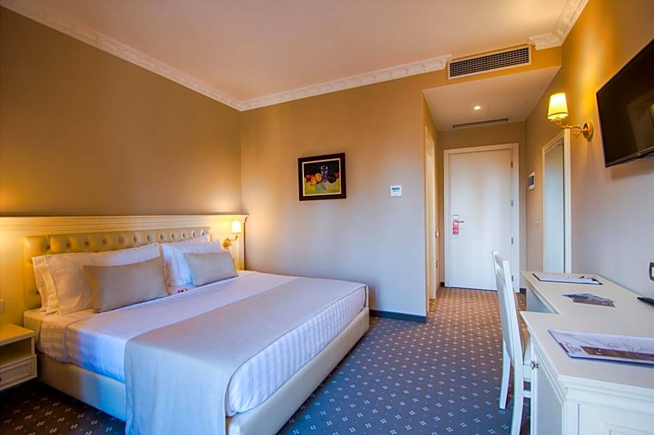 Lot Boutique Hotel by Hotels and Preference