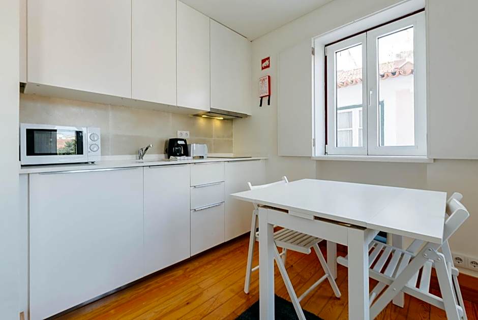RENT4REST LISBON DOWNTOWN TINY STUDIO Apartments
